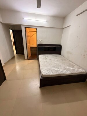 Room in 3 BHK Apartment at Mohili – for Rent
