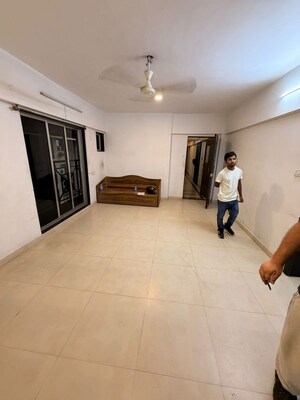 Living Room in 3 BHK Apartment at Mohili – for Rent