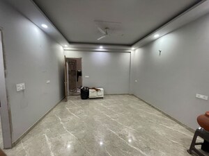 1.5 BHK Builder Floor For Rent in Sector 109