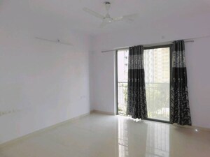 2 BHK Apartment For Sale in Ssakash Shri Upendra Nagar CHSL, Dahisar East