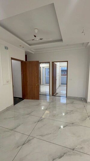 Room in 3 BHK Builder Floor at Sector 36 – for Sale