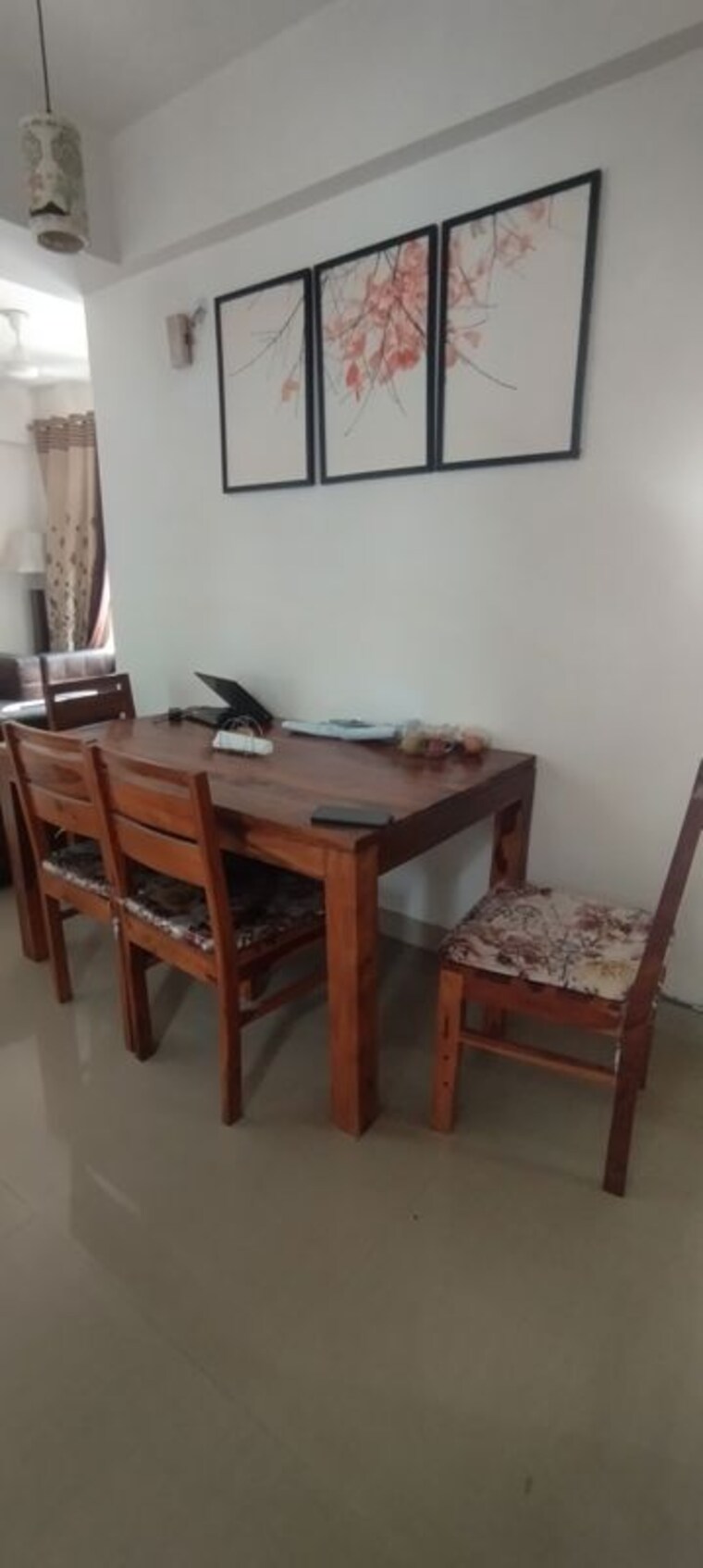 Living Room, ramprastha-city-the-edge-towers 2 Bedroom 1100 Sq.Ft. Apartment In Sector 37d Gurgaon 10583832