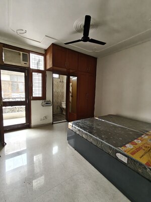 Bedroom in 2 BHK Builder Floor at Super Mart 1, Sector 27 – for Rent