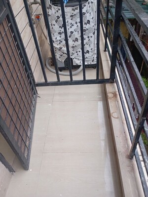 Balcony in 1 BHK Builder Floor at Sant Nagar – for Rent