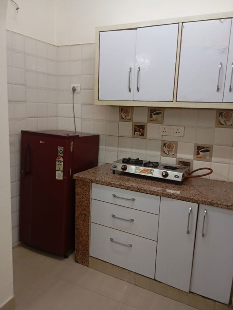 Kitchen, sant nagar 1 Bedroom 600 Sq.Ft. Builder Floor In Sant Nagar Delhi 10583849