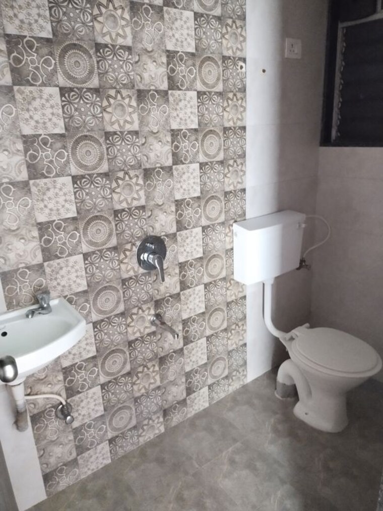 Bathroom, dosti-heritage 2 Bedroom 1050 Sq.Ft. Apartment In Karanjade Navi Mumbai 10583874