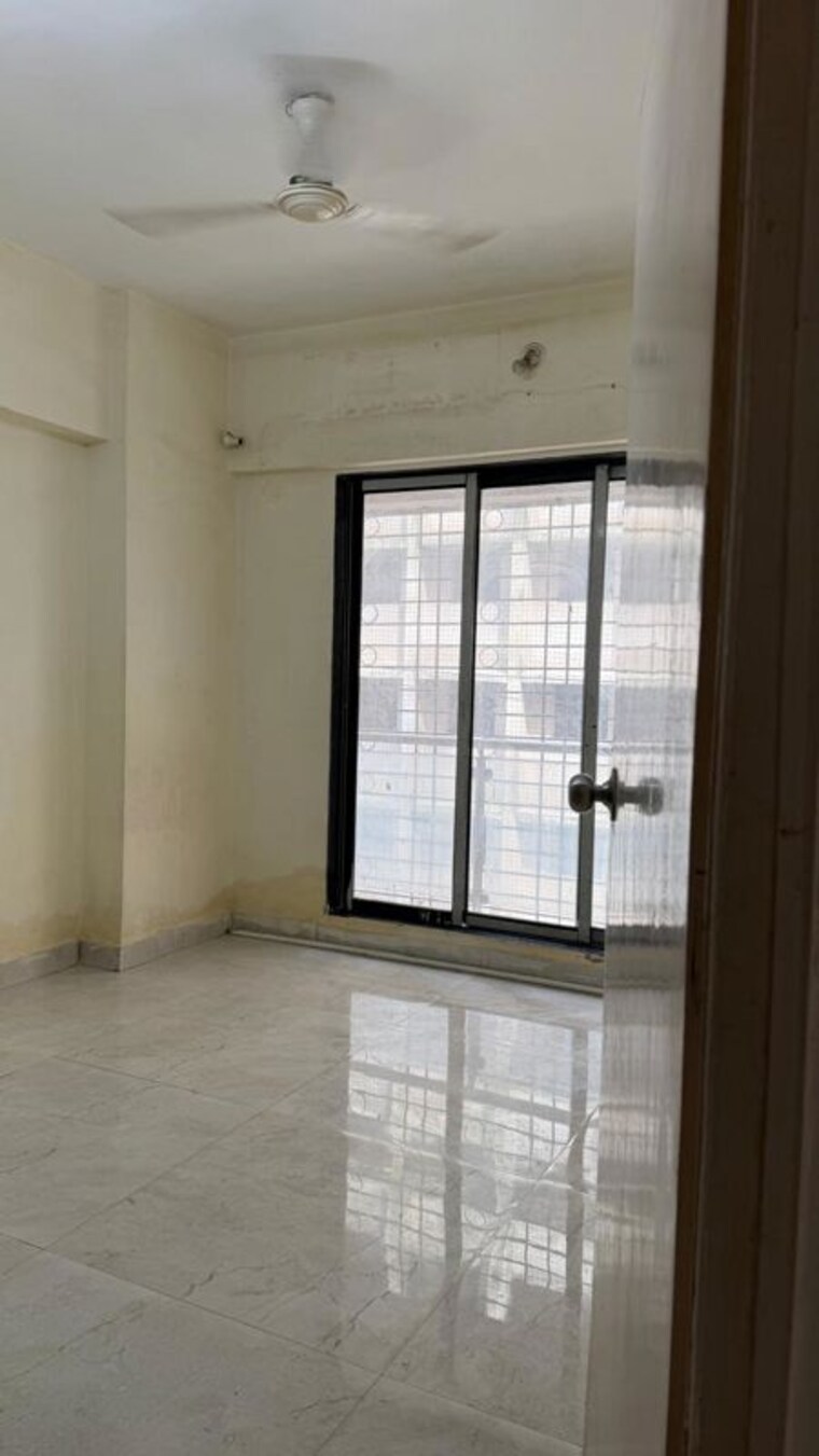 Room, hdil-premier-exotica 3 Bedroom 1000 Sq.Ft. Apartment In Kurla West Mumbai 10583877