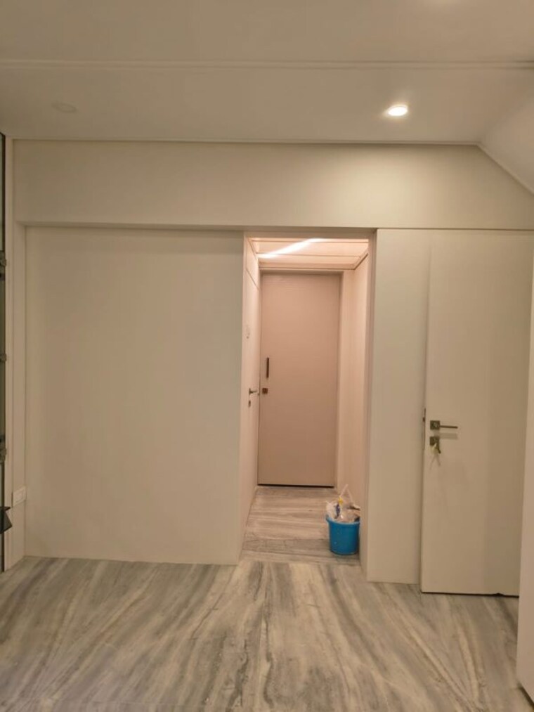 Room, bandra west 3 Bedroom 1300 Sq.Ft. Apartment In Bandra West Mumbai 10583880