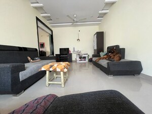 Living Room in 3 BHK Apartment at West Zone – for Rent