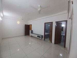 Room in 2 BHK Apartment at Prestige Finsbury Park Hyde, Bagaluru – for Sale