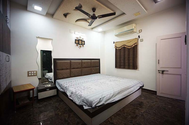 Bedroom, thaltej 3 Bedroom 170 Sq.Yd. Apartment In Thaltej Ahmedabad 10583867