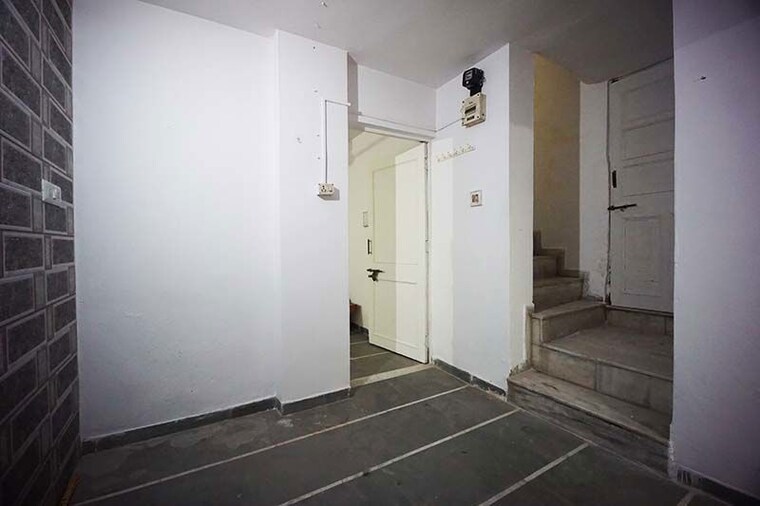Bathroom, thaltej 3 Bedroom 170 Sq.Yd. Apartment In Thaltej Ahmedabad 10583867