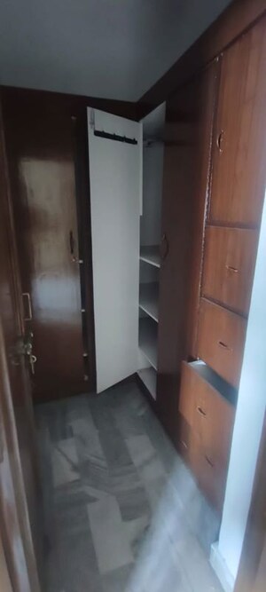 Furnished Amenities in 2 BHK Builder Floor at Sector 10 – for Rent