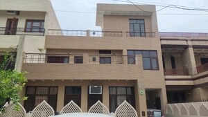 2 BHK Builder Floor – Exterior View View at Sector 10 - for Rent