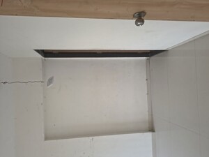 Room in 1 BHK Apartment at Ghatkopar East – for Rent