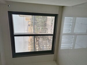 Room in 1 BHK Apartment at Ghatkopar East – for Rent