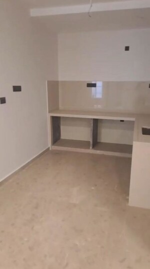 Room in 3 BHK Apartment at Banjara Hills – for Sale