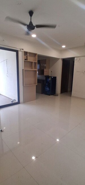Room in 2 BHK Apartment at ARV Uthville, Kharadi – for Rent