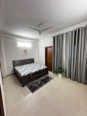 Bedroom in 1 BHK Builder Floor at Sector 32 – for Rent