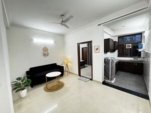 1 BHK Builder Floor For Rent in Sector 39
