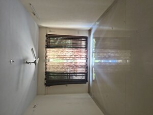 Furnished Amenities in 2 BHK Apartment at HDIL Premier Exotica, Kurla West – for Rent