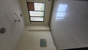 Room in 2 BHK Apartment at Lake Florence, Powai – for Rent