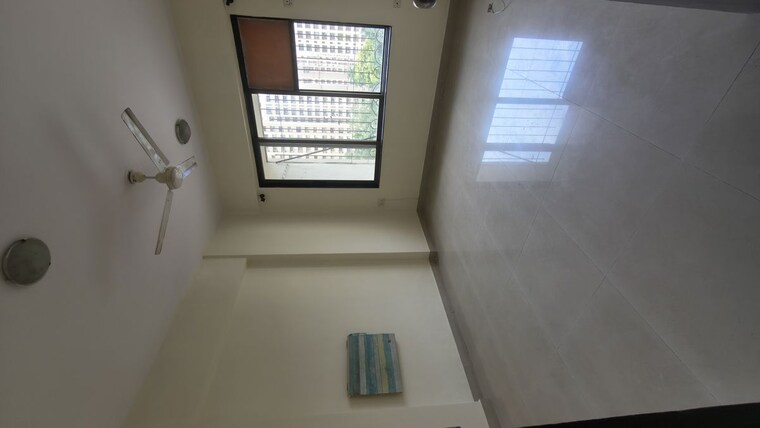 Room, lake-florence 2 Bedroom 750 Sq.Ft. Apartment In Powai Mumbai 10583956