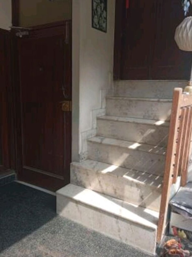 Bathroom, green park 3 Bedroom 1500 Sq.Ft. Builder Floor In Green Park Delhi 10583986