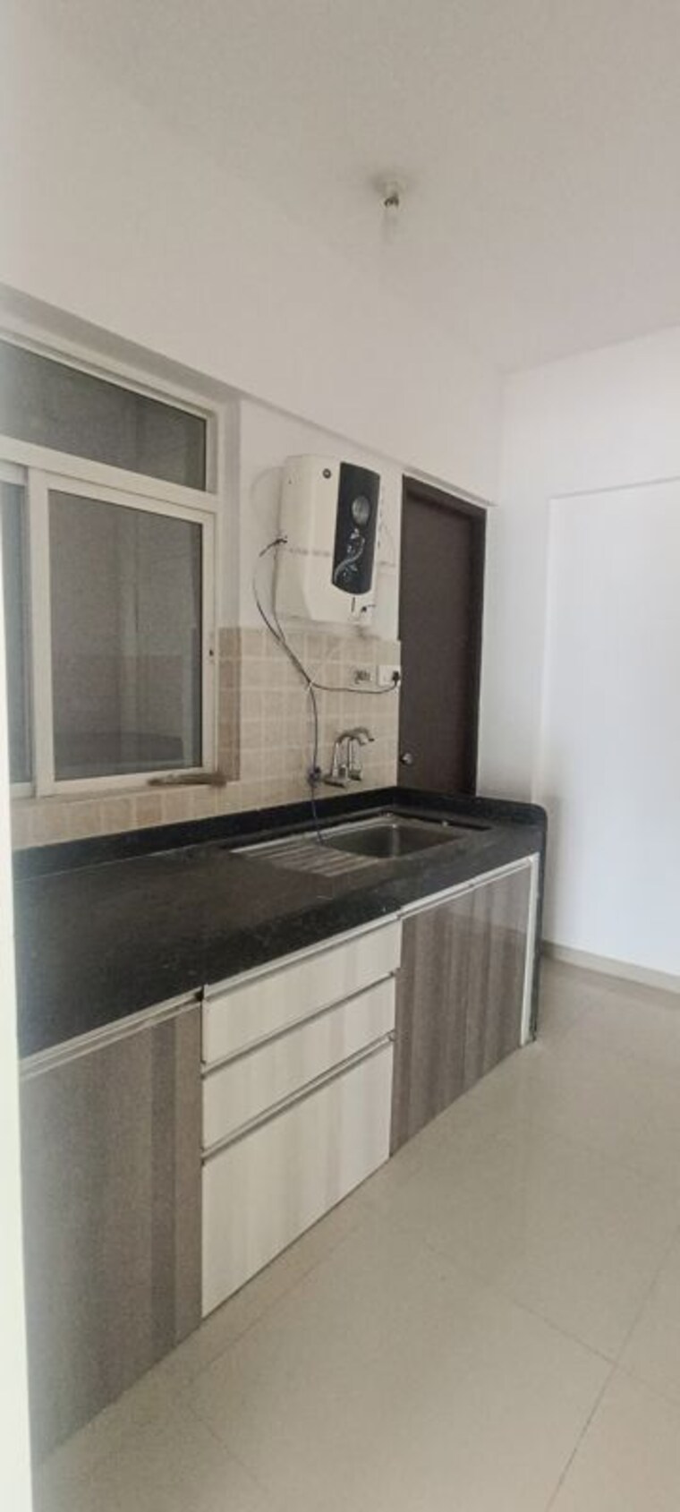 Kitchen, giridhar-oasis 3 Bedroom 1500 Sq.Ft. Apartment In Kharadi Pune 10584011