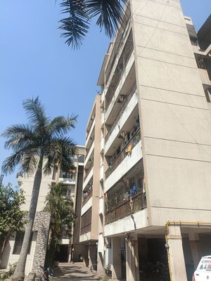  Apartment For Sale in Dindoli