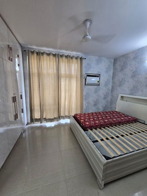 Room in 2 BHK Apartment at Arjunganj – for Rent