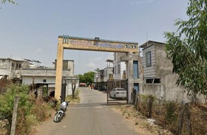 Independent House For Sale in Umra