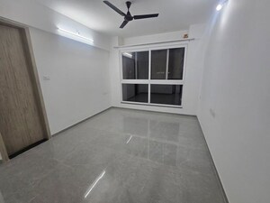 Room in 3 BHK Apartment at Zen Elite, Kharadi – for Rent