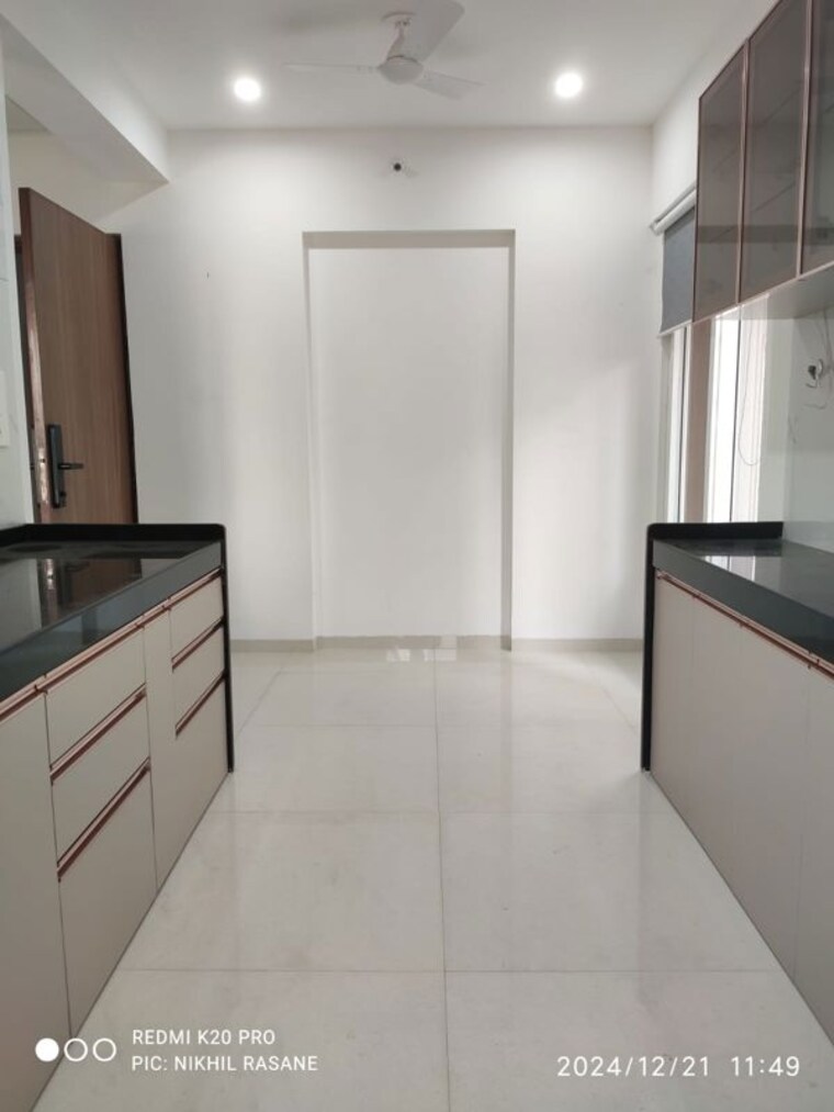 Kitchen, futuristic-millefiori 3 Bedroom 1350 Sq.Ft. Apartment In Wakad Pune 10584246