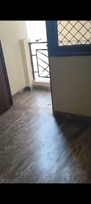 Room in 2 BHK Builder Floor at Mehrauli – for Rent