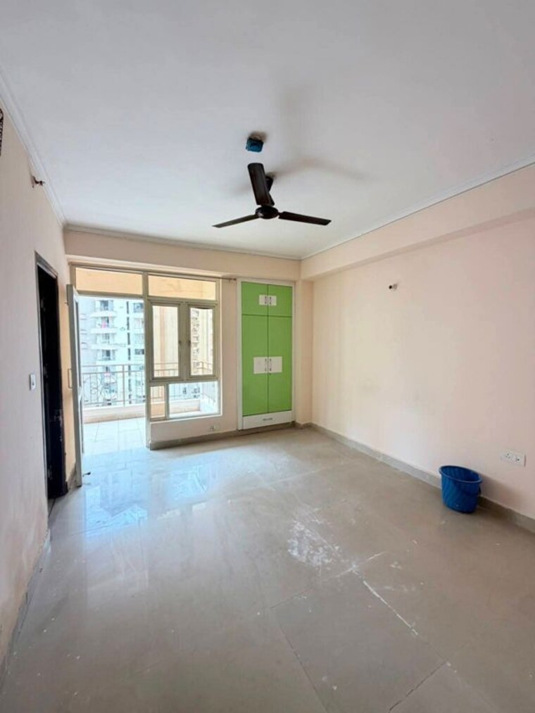 Room, trident-embassy-reso 2.5 Bedroom 1272 Sq.Ft. Apartment In Sector 1 Greater Noida Greater Noida 10584276