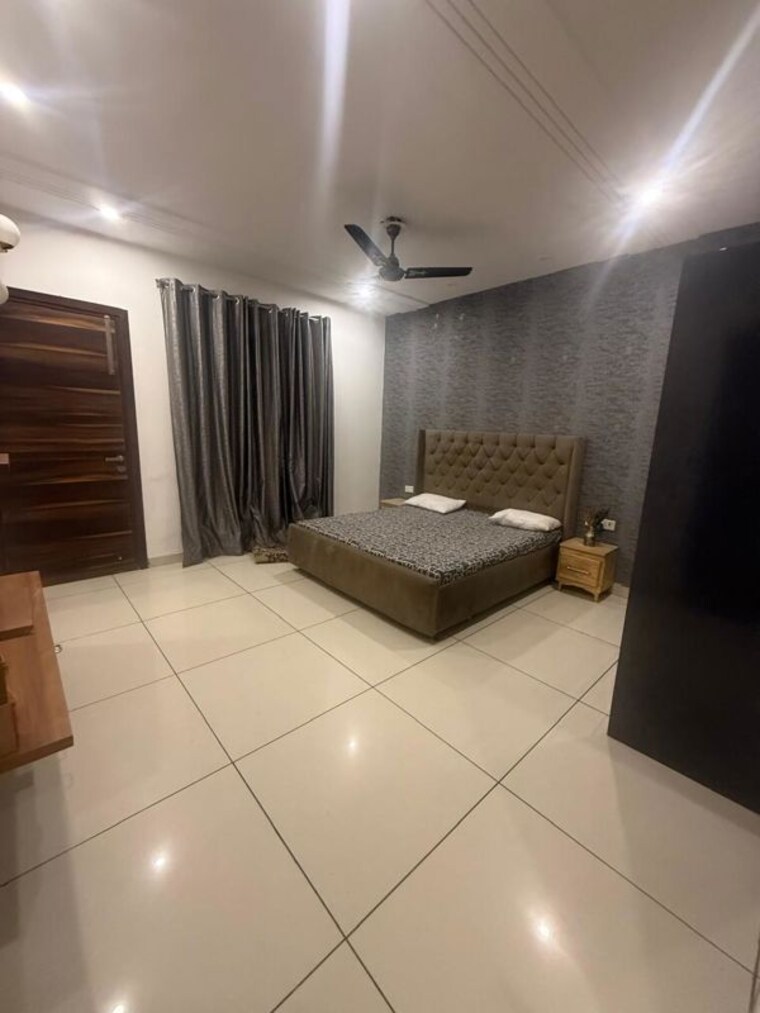 Bathroom, sector 44 4 Bedroom 1800 Sq.Ft. Builder Floor In Sector 44 Chandigarh 10584281