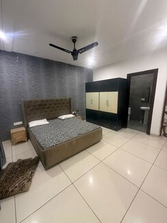 4 BHK Builder Floor For Rent in Sector 44
