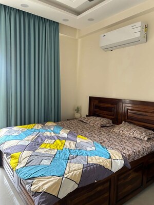Bedroom in 2 BHK Apartment at Ansal Plaza Sector-23, Sector 23 – for Rent