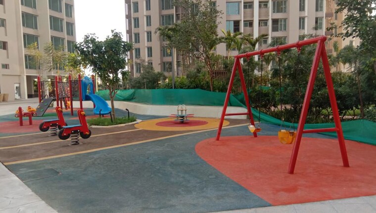 Swimming Pool, kalpataru-paramount 2 Bedroom 550 Sq.Ft. Apartment In Kapur Bawdi Thane 10584286