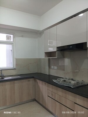 Kitchen in 2.5 BHK Apartment at Smart World Orchard, Sector 61 – for Sale