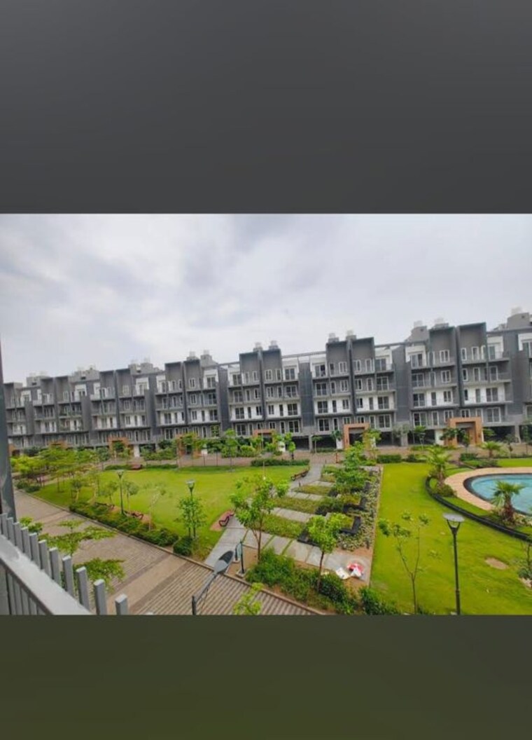 Exterior View, smart-world-orchard 3 Bedroom 1650 Sq.Ft. Builder Floor In Sector 61 Gurgaon 10584316