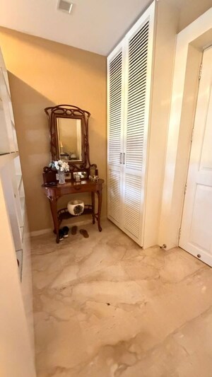 Bathroom in 6 BHK Apartment at Wadhwa Imperial Heights, Goregaon West – for Sale