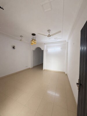 Room in 2 BHK Apartment at Freedom Fighters Enclave – for Rent