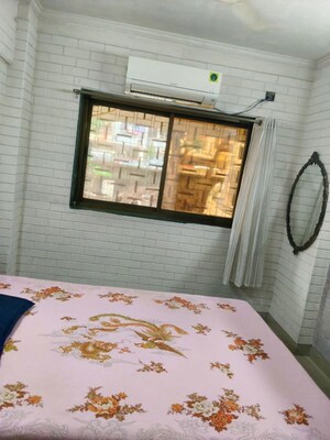 Master Bedroom in 2 BHK Apartment at Andheri East – for Rent