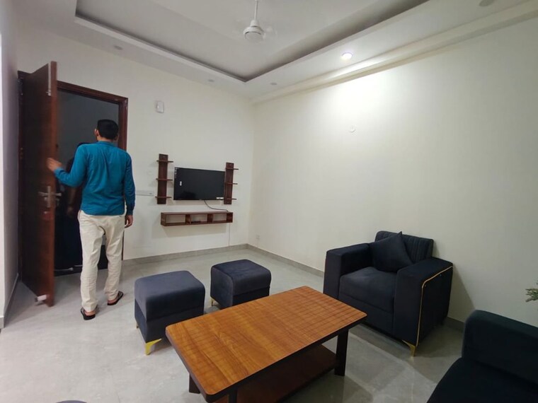 Living Room, sector 38 2 Bedroom 1800 Sq.Ft. Builder Floor In Sector 38 Gurgaon 10584331