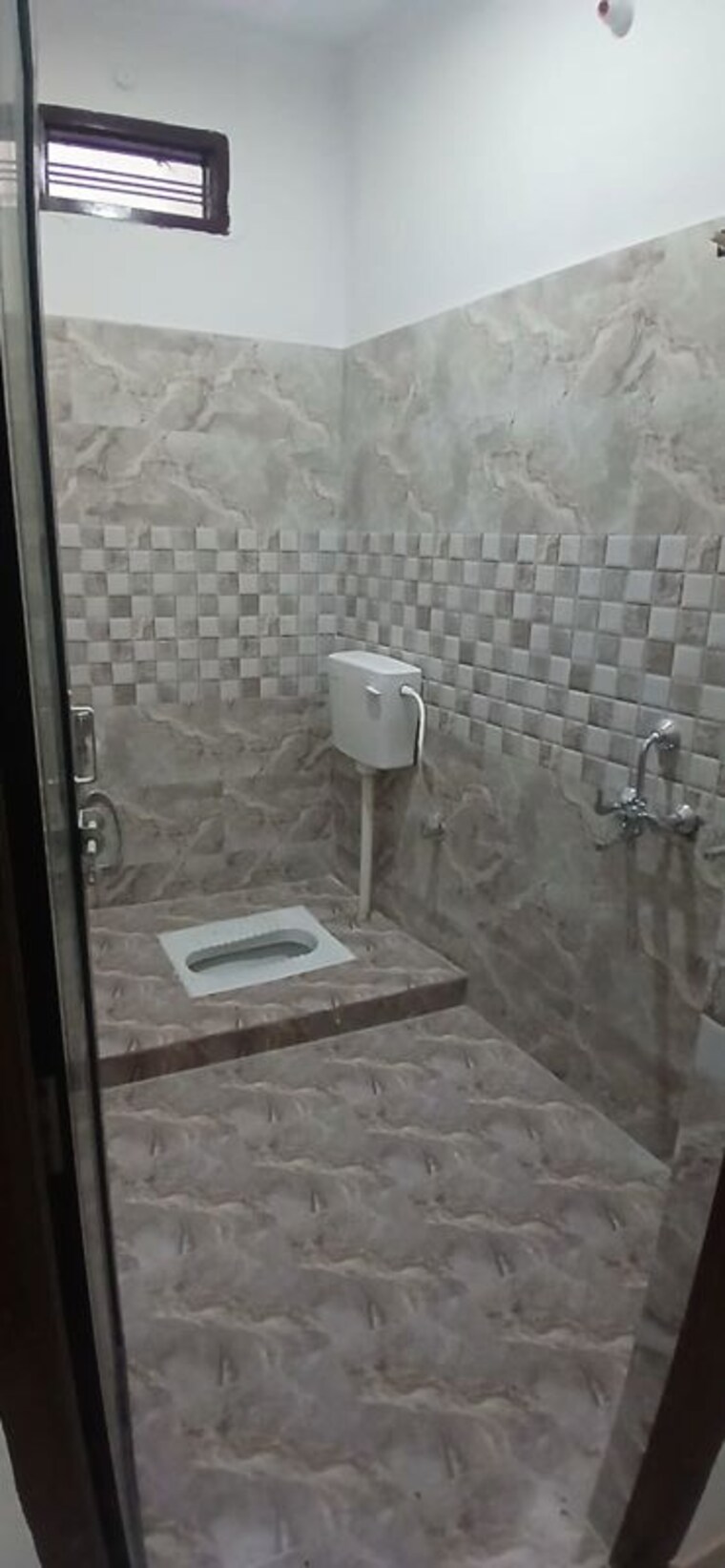 Bathroom, tiwaripur 2 Bedroom 900 Sq.Ft. Apartment In Tiwaripur Lucknow 10582554