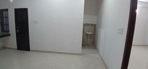 Room in 2 BHK Apartment at Tiwaripur – for Rent