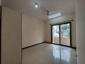 Room in 2 BHK Apartment at Pristine Sindhu, Kanakapura Road – for Sale