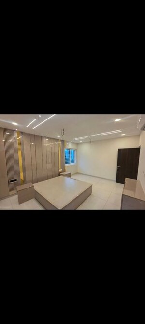 Team Area in 3 BHK Apartment at Aparna Sarovar Zicon, Nallagandla – for Rent